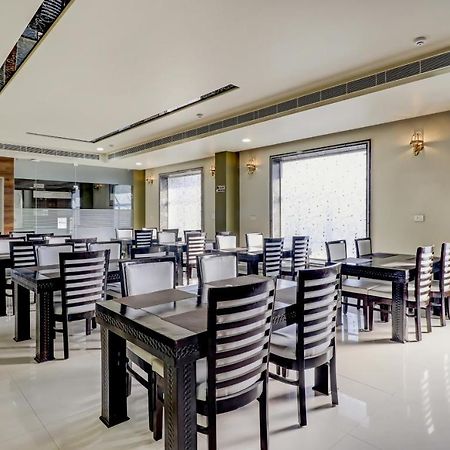 Sanskar Hotel Джайпур Екстериор снимка