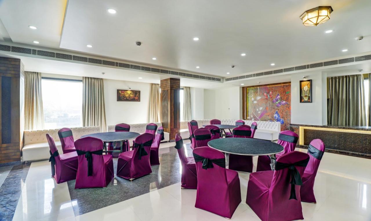 Sanskar Hotel Джайпур Екстериор снимка