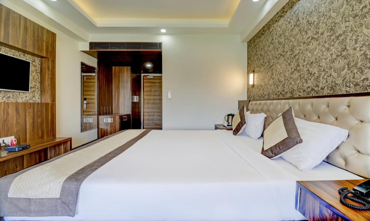 Sanskar Hotel Джайпур Екстериор снимка
