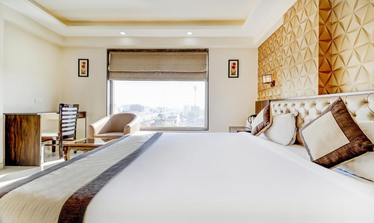 Sanskar Hotel Джайпур Екстериор снимка