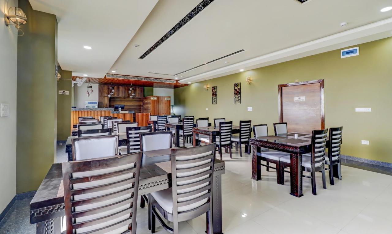 Sanskar Hotel Джайпур Екстериор снимка
